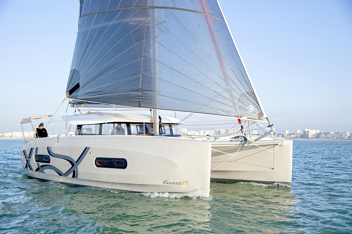 parallax 11 catamaran